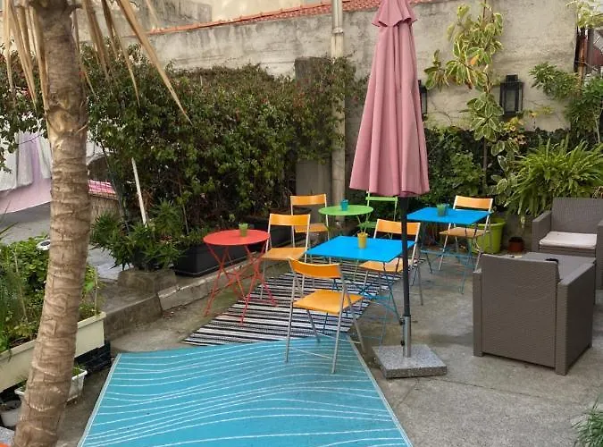 Le Pastoral Hostel Nice